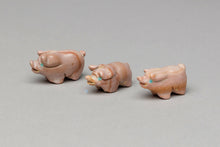 Mama Pig with Piglets Fetish Carving by Stanton Hannaweeke, Zuni
