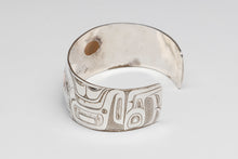 Bracelet depicting Eagle by Henry Green, Tsimshian