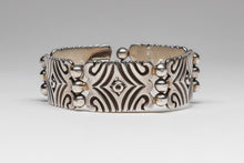 Link Bracelet, Mexico