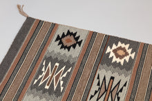 Fine Wide Ruins Textile, Navajo