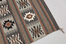 Fine Wide Ruins Textile, Navajo