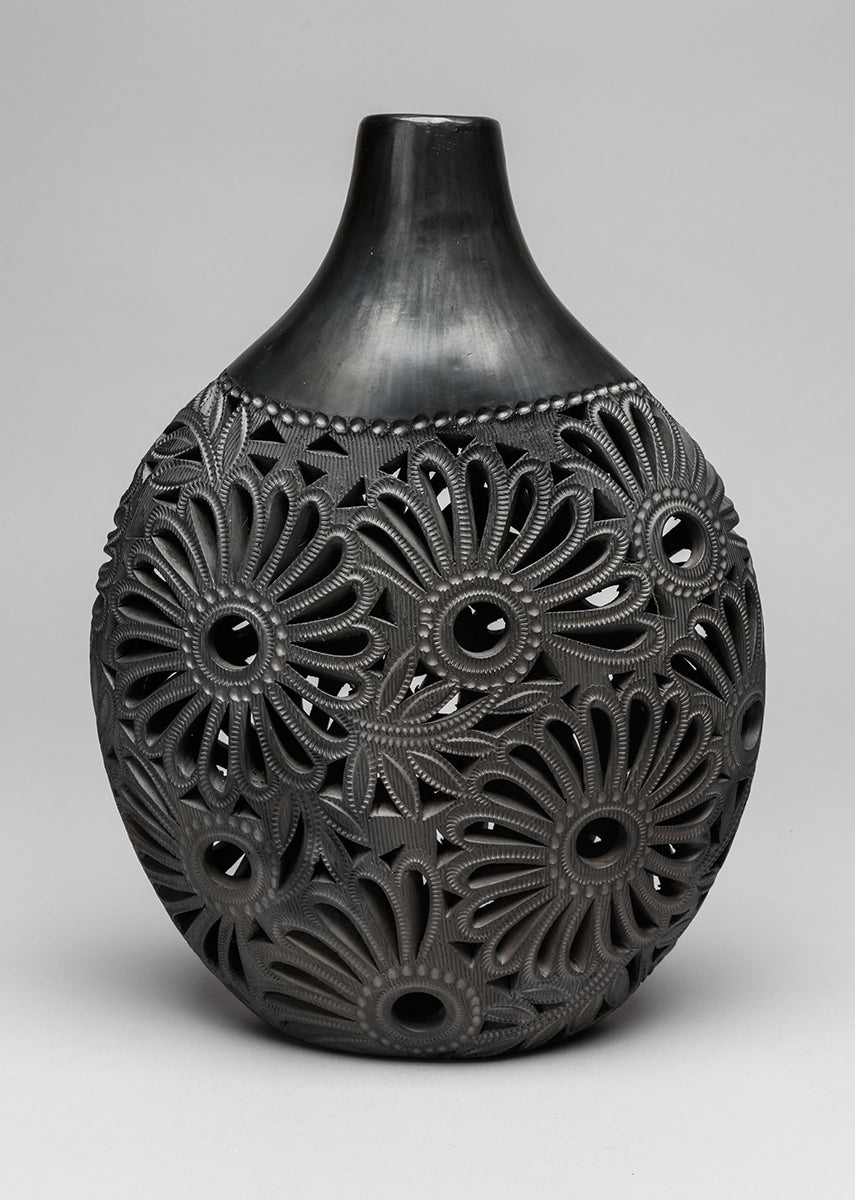 Barro Negro Vase, Oaxaca