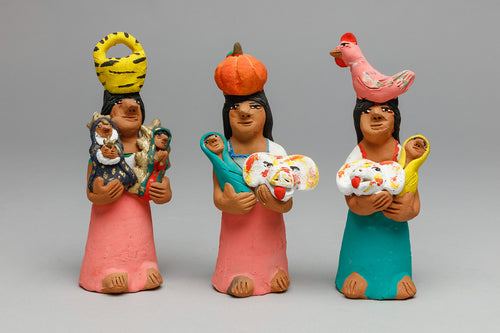 Figures of Women at the Market by Josefina Aguilar (1945-2026), Oaxaca