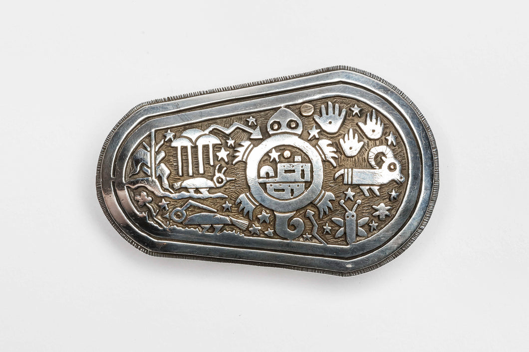 Storyteller Belt Buckle by Joseph Coriz, Kewa (Santo Domingo)