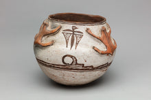 Historic Zuni Prayer Bowl with Frog Effigies, c. 1920