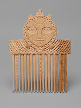 Comb depicting Turtle by Greg A. Robinson, Chinook Nation