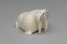 Carving depicting Textured Walrus by Warren Kakoona, Inupiaq