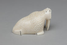 Carving depicting Textured Walrus by Warren Kakoona, Inupiaq