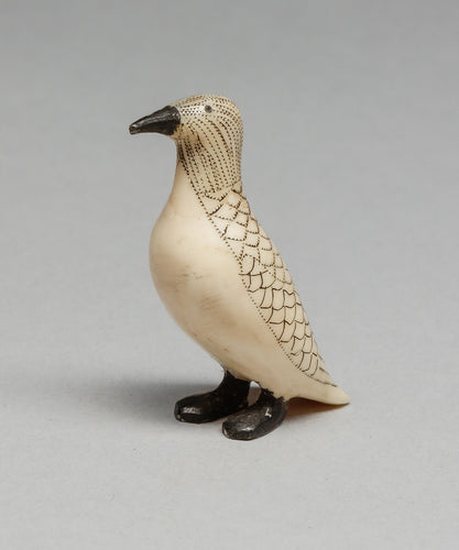 Vintage Bird Carving by Teddy Kaseki (1905-1970), Siberian Yup'ik