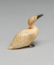 Vintage Bird Carving by Teddy Kaseki (1905-1970), Siberian Yup'ik