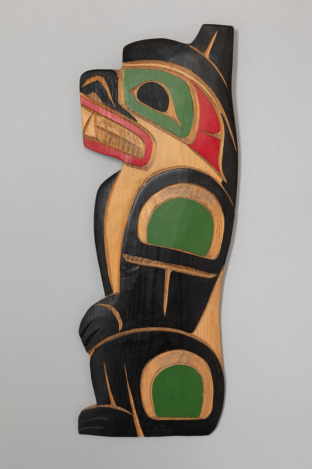 Plaque Depicting Bear by George Matilpi, Kwakwaka'wakw