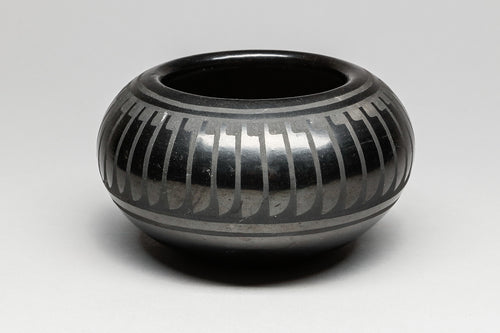 Pot with Feather Design by Blue Corn ( 1921-1999), San Ildefonso