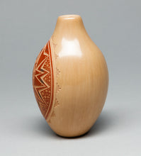 Pot with Turtle Design by Glendora Fragua, Jemez