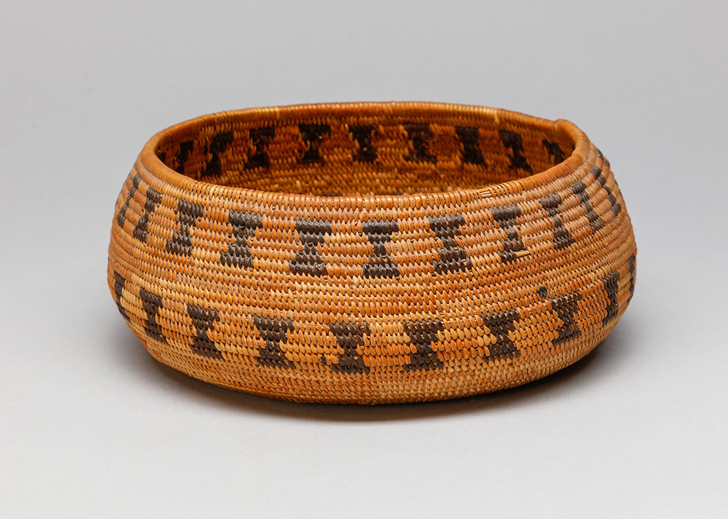 Historic Basketry Bowl attributed to Maggie Walker, Mono