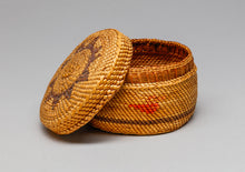Lidded Basket with Canoe and Bird Designs, Nuu-Chah-Nulth