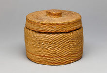 Lidded Basket with Stripped Arrow Design, Nuu-Chah-Nulth