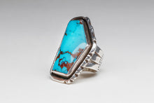 Contemporary Bisbee Turquoise Ring, Navajo