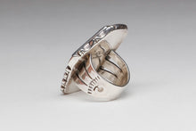 Contemporary Bisbee Turquoise Ring, Navajo