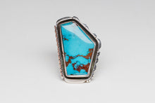 Contemporary Bisbee Turquoise Ring, Navajo