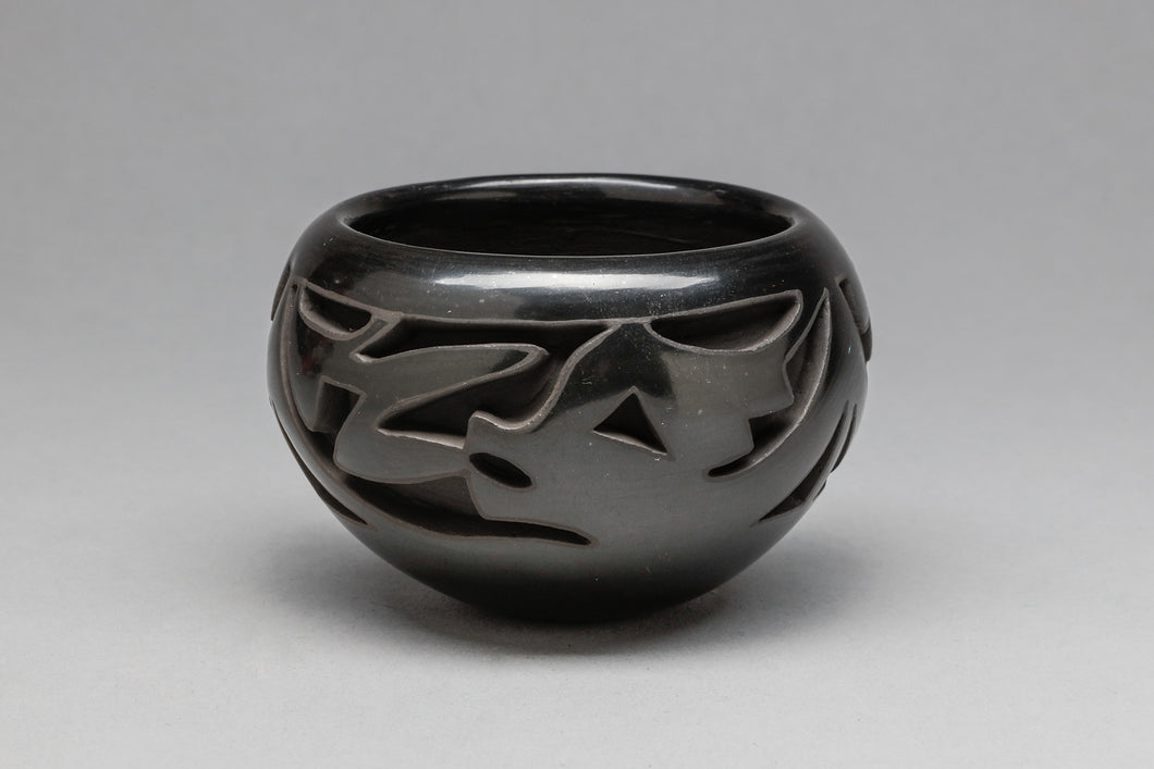 Incised Blackware Pot by Carol Velarde, Santa Clara Pueblo