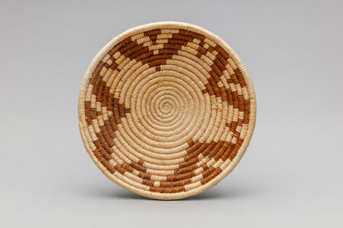 Basketry Tray by Angelita Torres, Seri