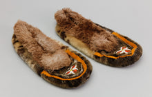 Men’s Moccassins with Flower Design, Athabascan