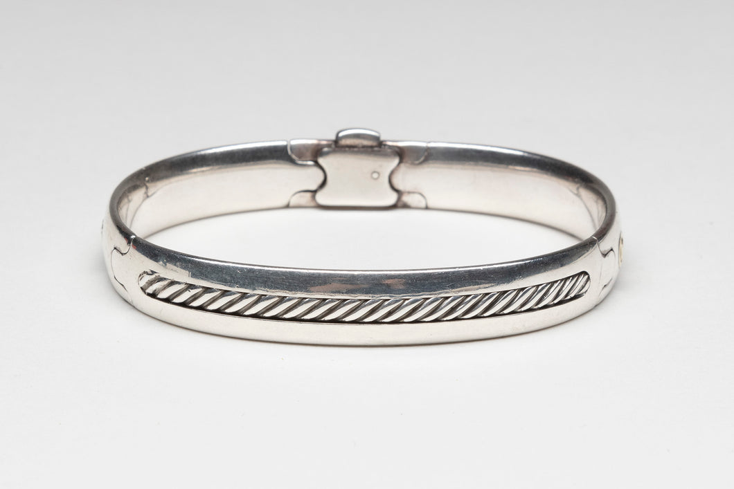 Unisex Silver Clasp Bracelet by David Yurman