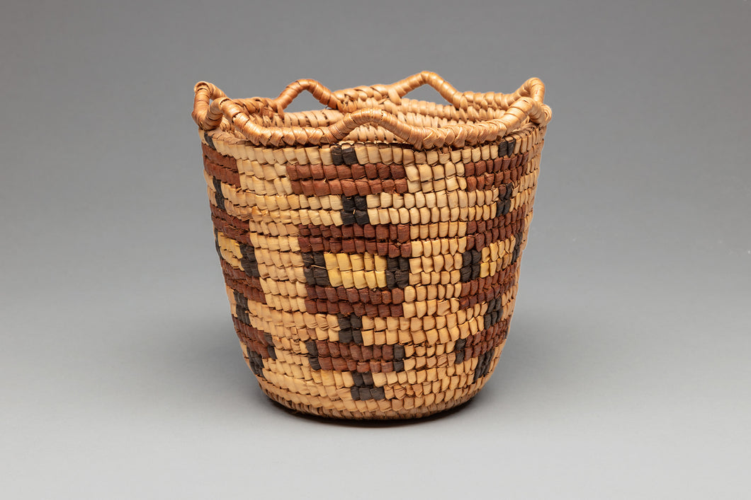 Antique Berry Gathering Basket, Klickitat