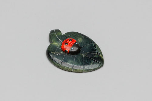 Lady Bug on Leaf Carving by Reynold Lunasee, Zuni