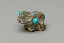 Frog Fetish Carving by Andres Lementino, Zuni